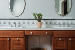 Natural & Traditional American Colonial Bathroom Cabinets & Vanity